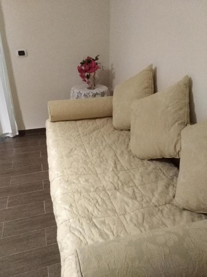Domus Al Corso Con Servizio B&B Canosa di Puglia Exterior photo